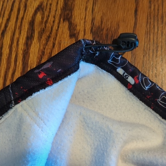 Cobra Kai Scorpions Hoodie Red and Black Hoodie Graphic Design Sz L - Picture 9 of 10